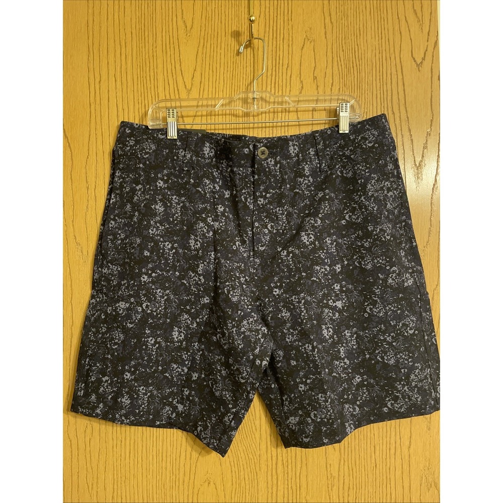 Under Armour Golf Printed Shorts 10" Inseam Blue Splatter Men's Size 38 1377303